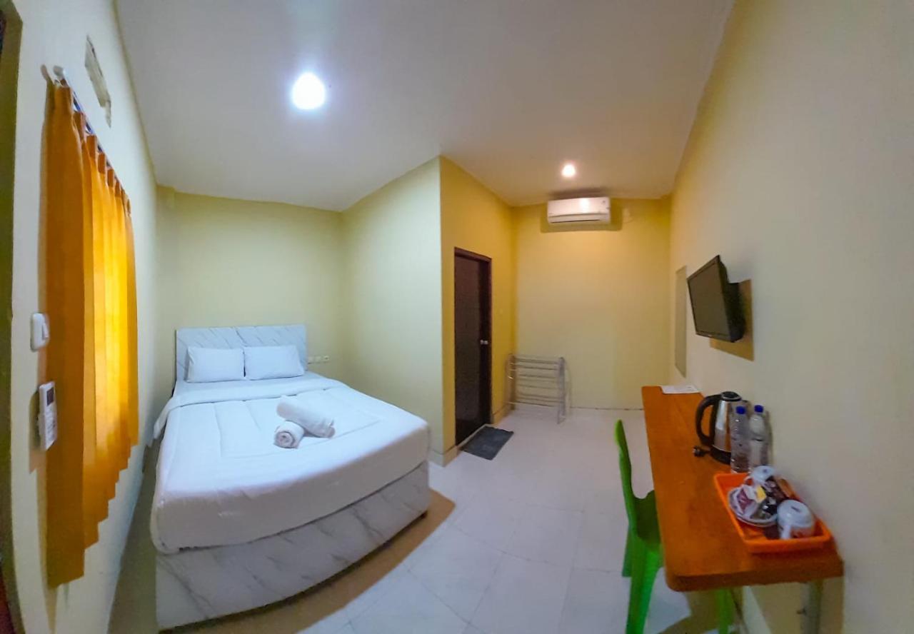 Fx72 Labuan Bajo Hotel Eksteriør bilde