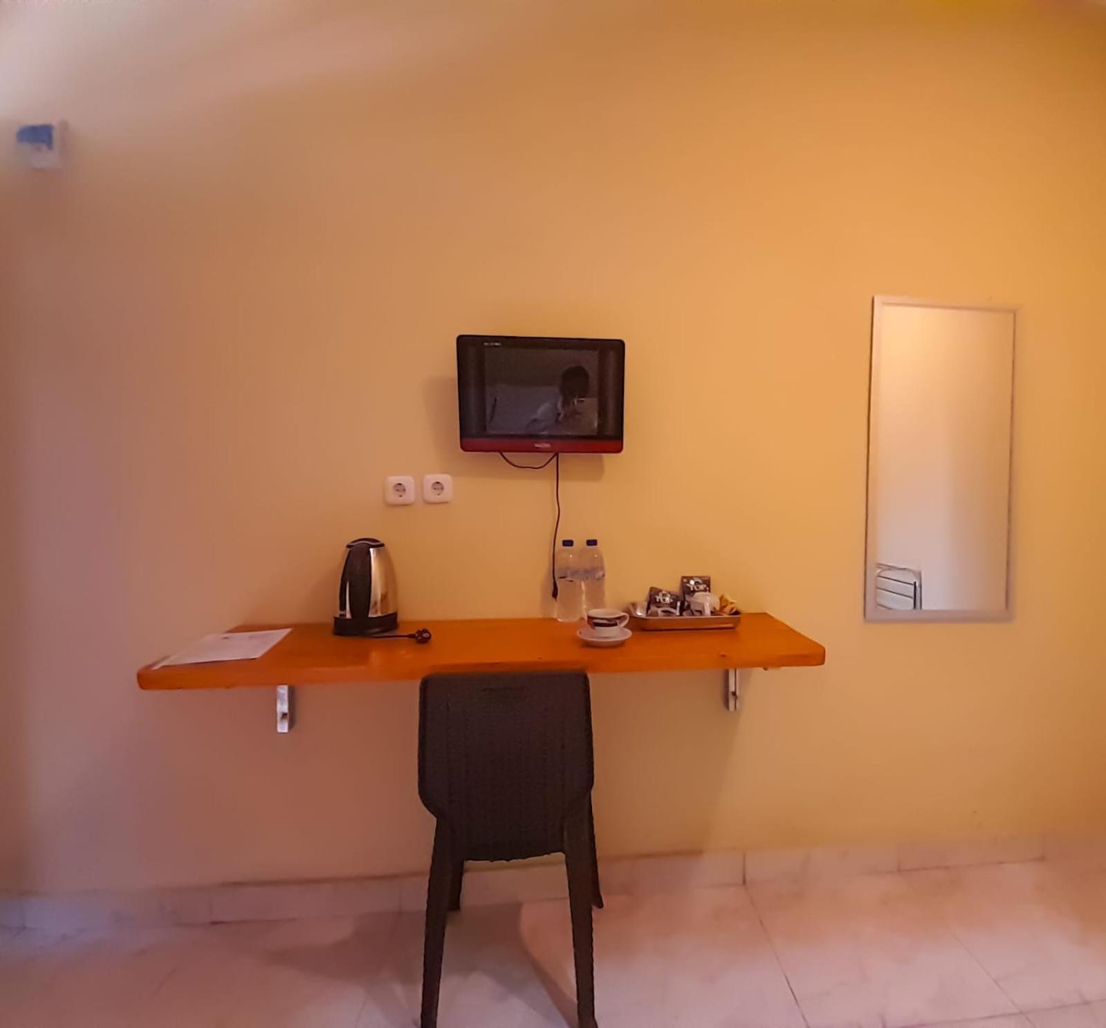 Fx72 Labuan Bajo Hotel Eksteriør bilde